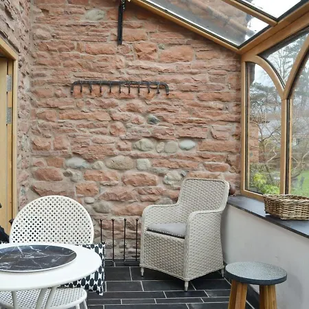 Sycamore House